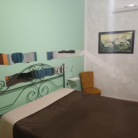 Nostra Casa Suites Palermo Ruang foto