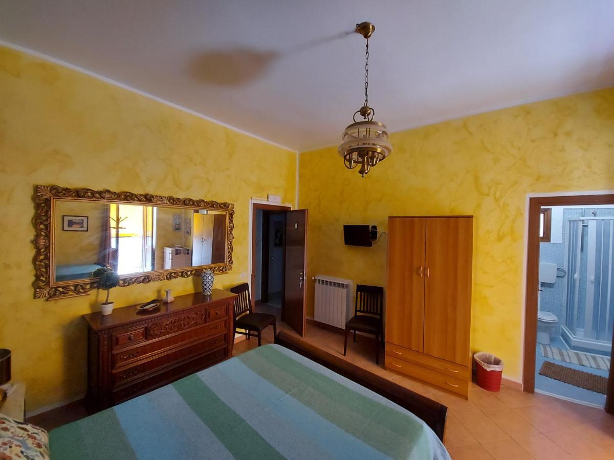 Nostra Casa Suites Palermo Bagian luar foto