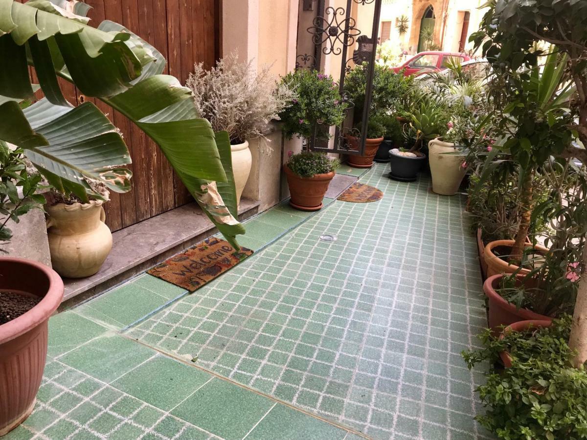 Nostra Casa Suites Palermo Bagian luar foto